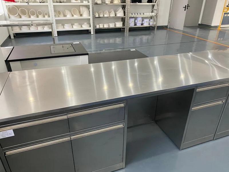 不銹鋼中央臺生產