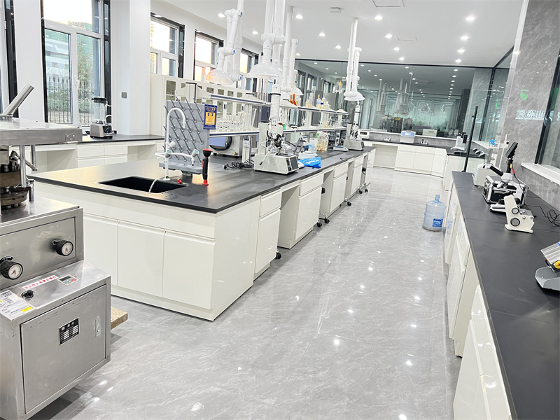 全鋼實(shí)驗(yàn)中央臺(tái)