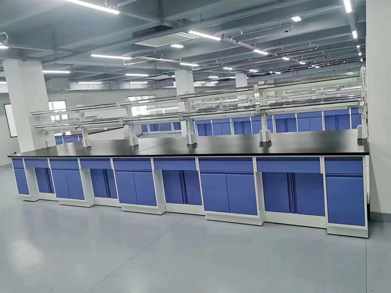 全鋼中央臺(tái)廠家