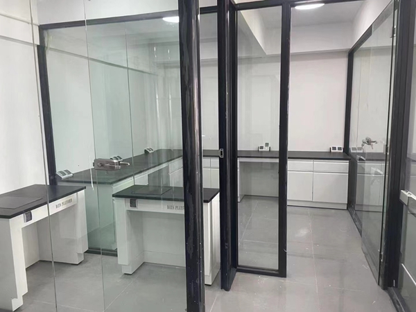 全鋼實驗臺報價