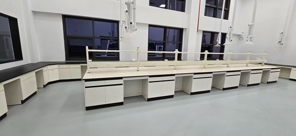 河北全鋼實(shí)驗(yàn)臺(tái)定制